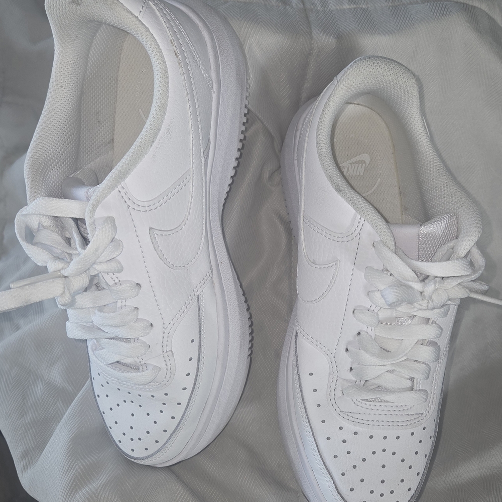 Nike Women's Court Vision Alta LTR Shoe White